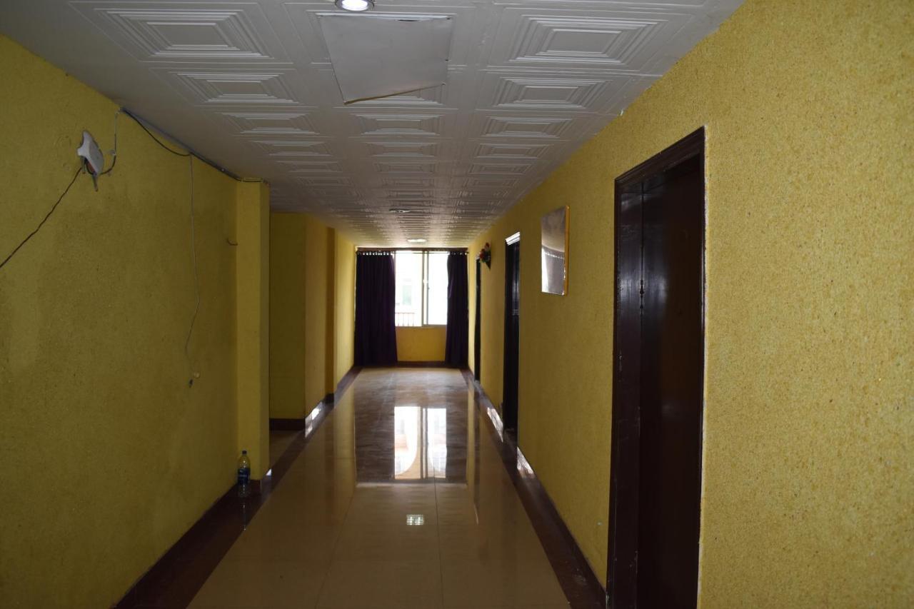 Hotel Regent Rawalpindi Buitenkant foto
